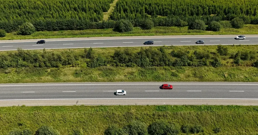 long trajet en été pourquoi votre moteur est plus sollicité et comment bien le préparer tecflow performance